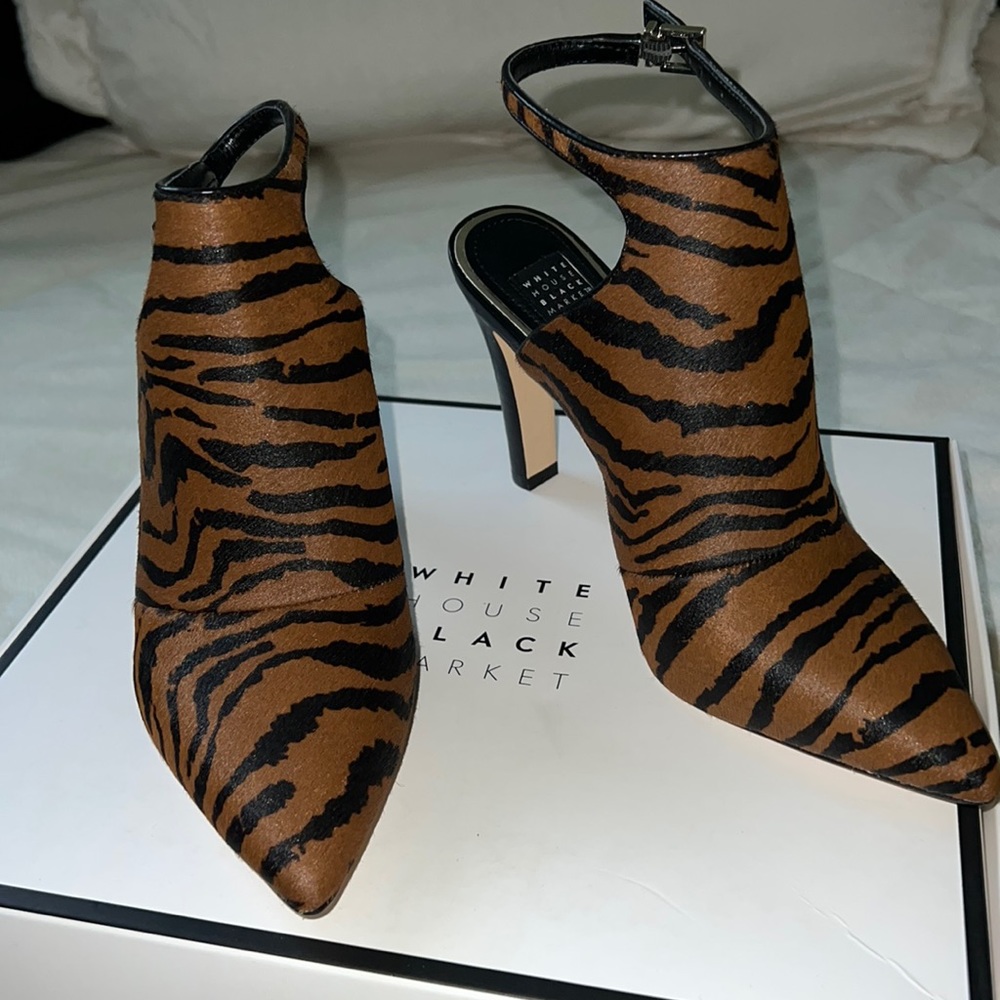 White House Black Market 3.5 inch  animal print heels, new with box!